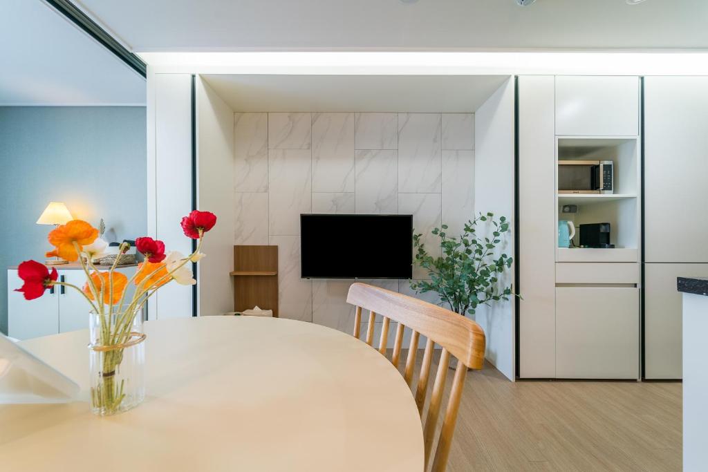 Urbanstay Jeju yeondong photo 1