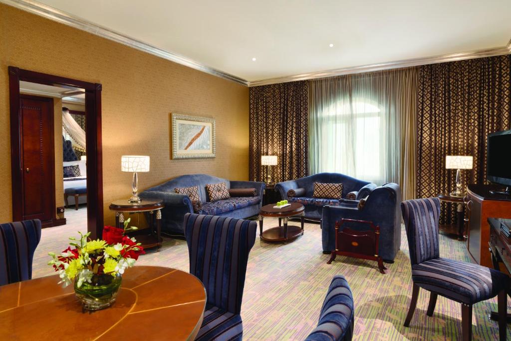 Сьюит (Представительский люкс), Wyndham Grand Regency Doha