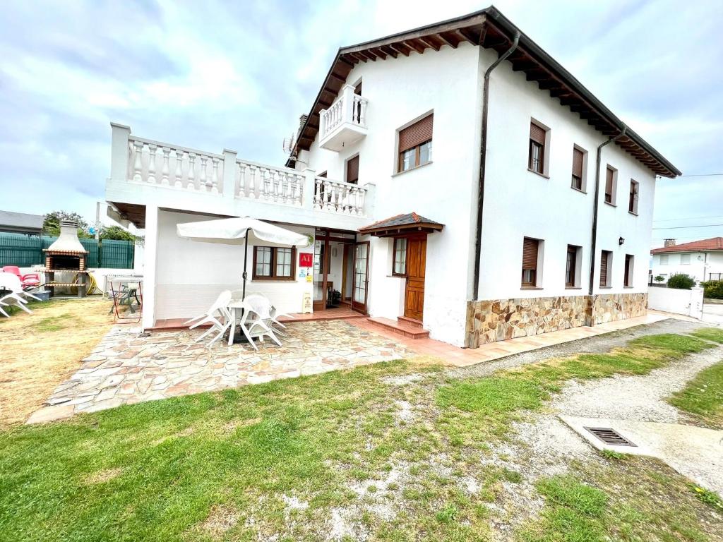 Cozy apartment, FreeWifi, nearby beach in Cadavedo photo 4