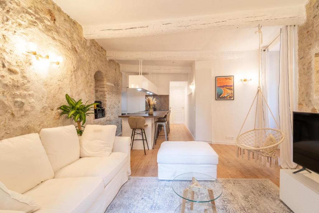 Le Romantique-Coeur de Nice-2 chambres-wifi gratuit-parking public