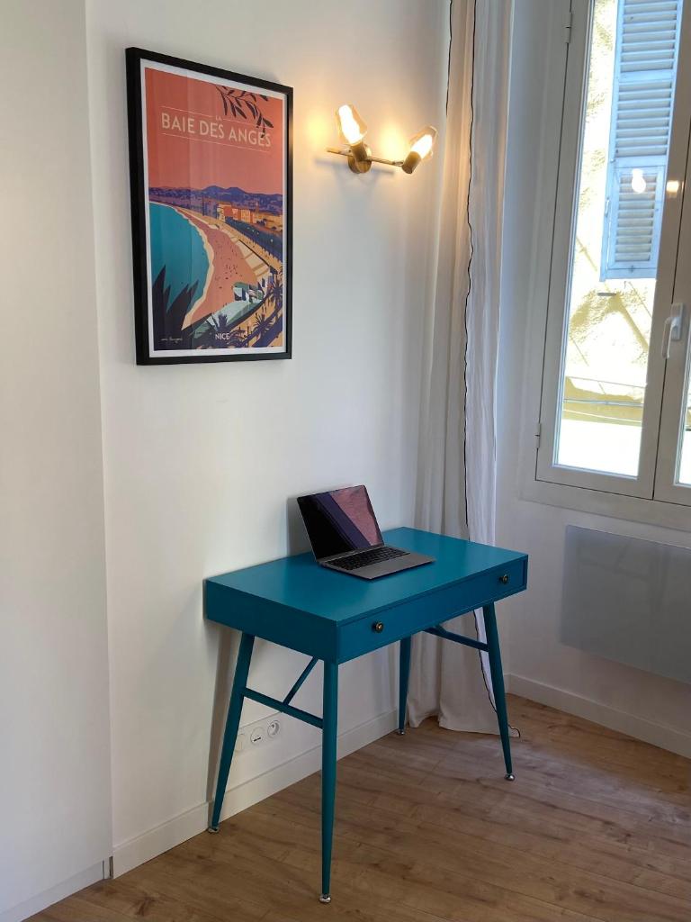 Le Romantique-Coeur de Nice-2 chambres-wifi gratuit-parking public photo 4