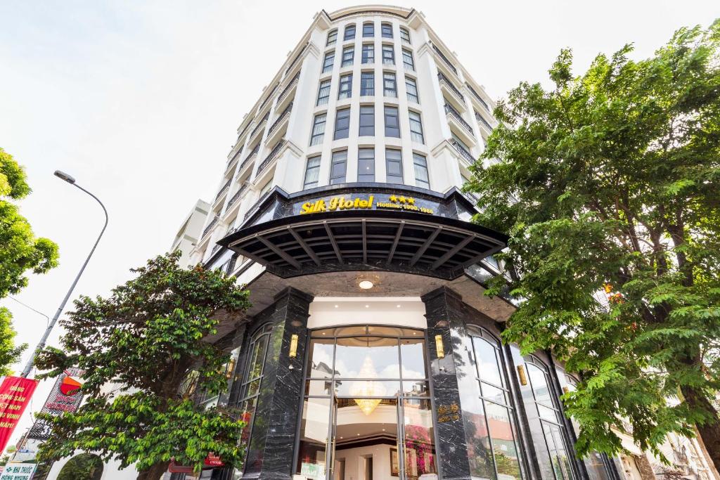 Silk Hong Ha hotel