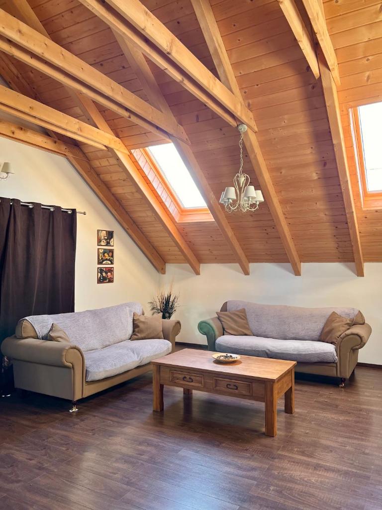 Cozy cottage house Drienica photo 1