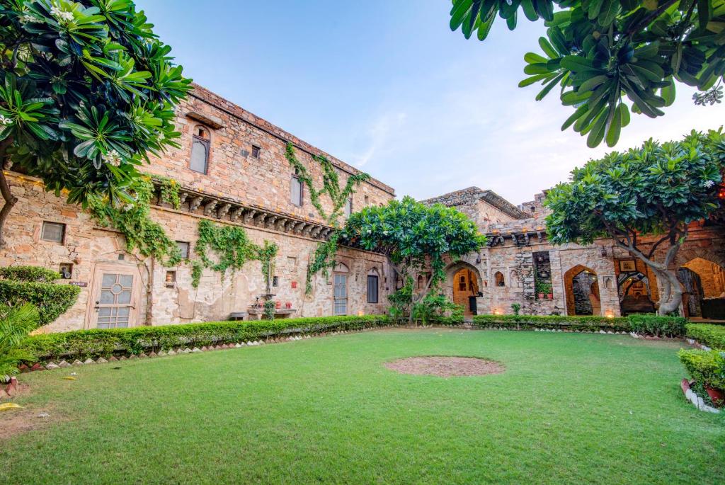 The Dadhikar Fort Alwar photo 4