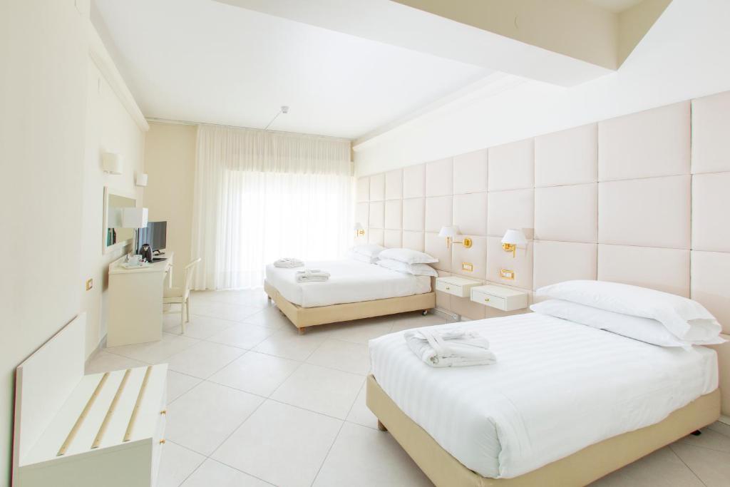 Hotel Numana Palace photo 4