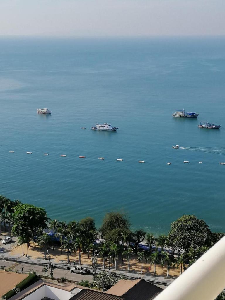 View Talay 5C Top Floor Apartment Jomtien Beach photo 3