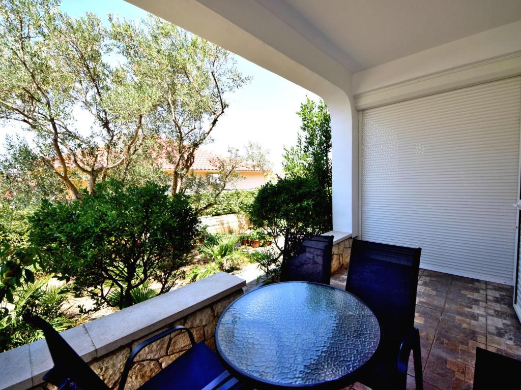 Apartment Katarina 2 - SIB155-1 by Interhome photo 3