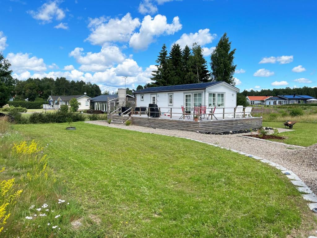Cozy mobile home near sandy beach photo 4