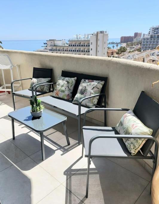 LUX. FRONTBEACH-TERRACE. 5 POOLS.TV. 2 A.C.NETFLIX photo 1