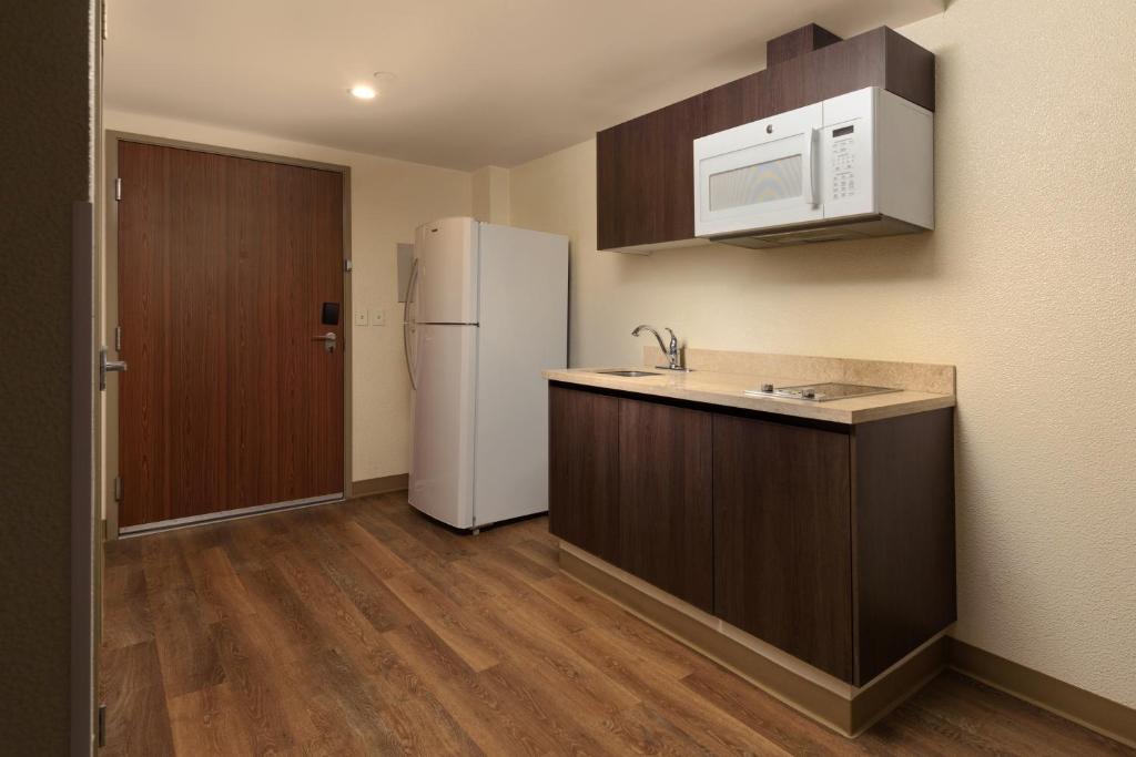 Extended Suites Chihuahua La Juventud photo 4