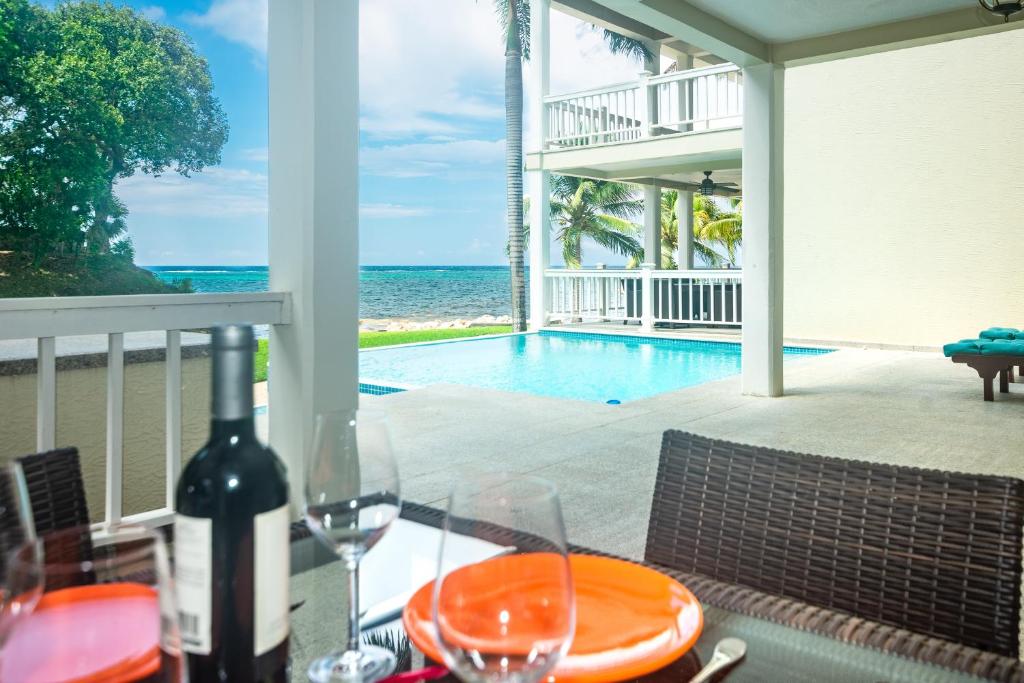 Lawson Rock - Seahorse 105 condo