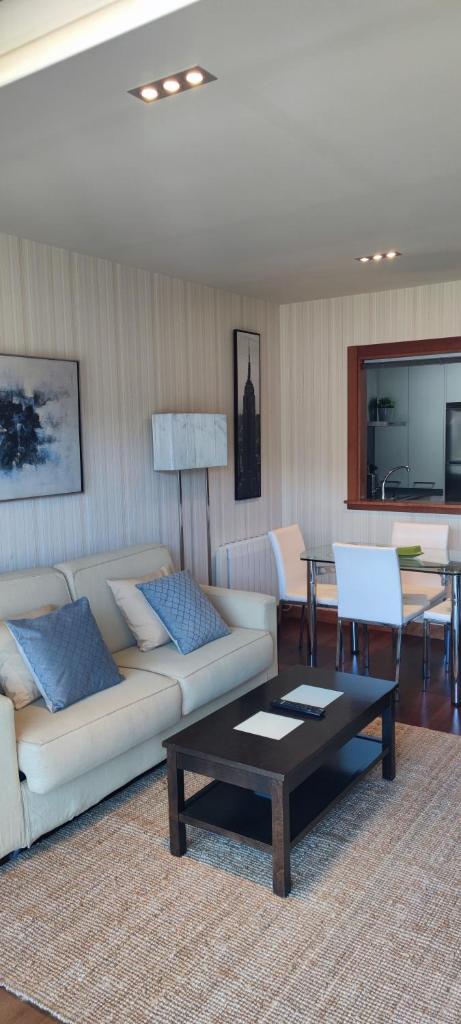 Acogedor apartamento con terraza en Portonovo photo 2