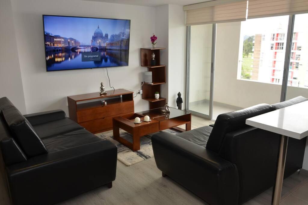 Hermoso apartamento en Paipa con vista al lago Sochagota.