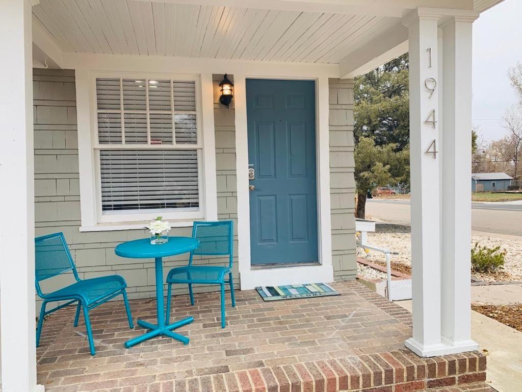 Stunning Bungalow next to UNC - Free Bikes! photo 1