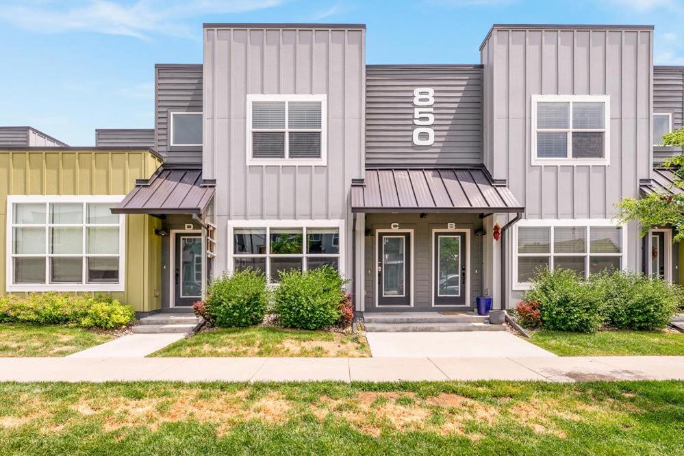 Spectacular Home near Breweries & River District! photo 1