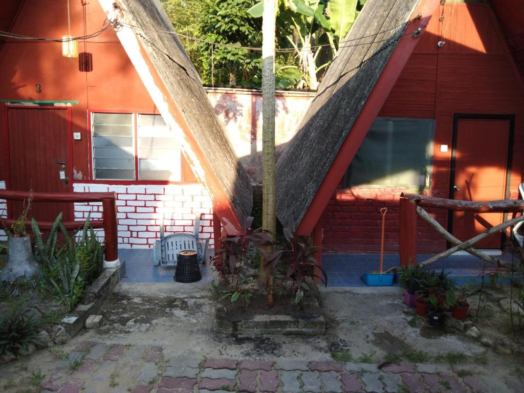 Nazri Nipah Camp Pangkor photo 1