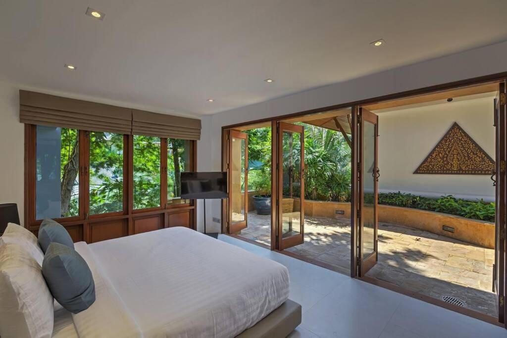Villa Sunyata - Phuket Oceanfront 8-Bedroom Luxury Villa - 5-Minute Walk to Kata Beach photo 1