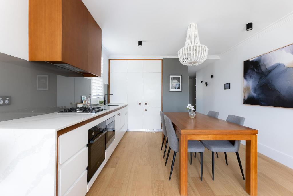 Barangaroo Park Apartments by Urban Rest photo 3
