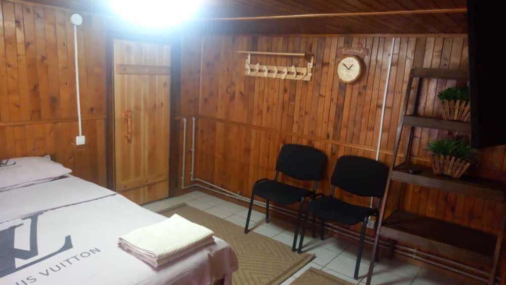 Prime Time Guest House photo 2