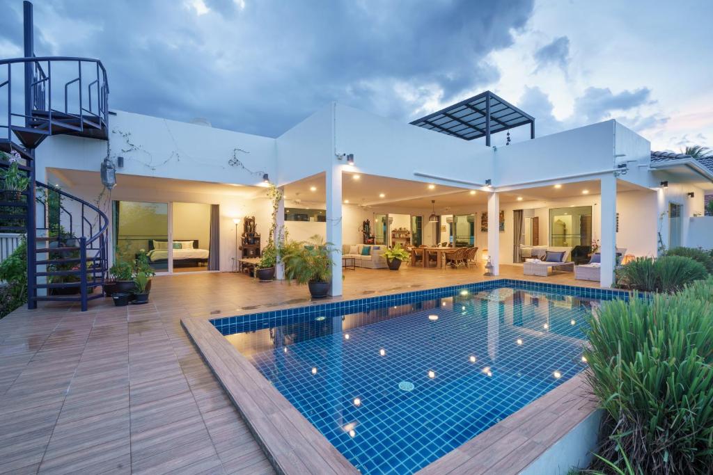 Peaks and Beaches, Pool villa. photo 3
