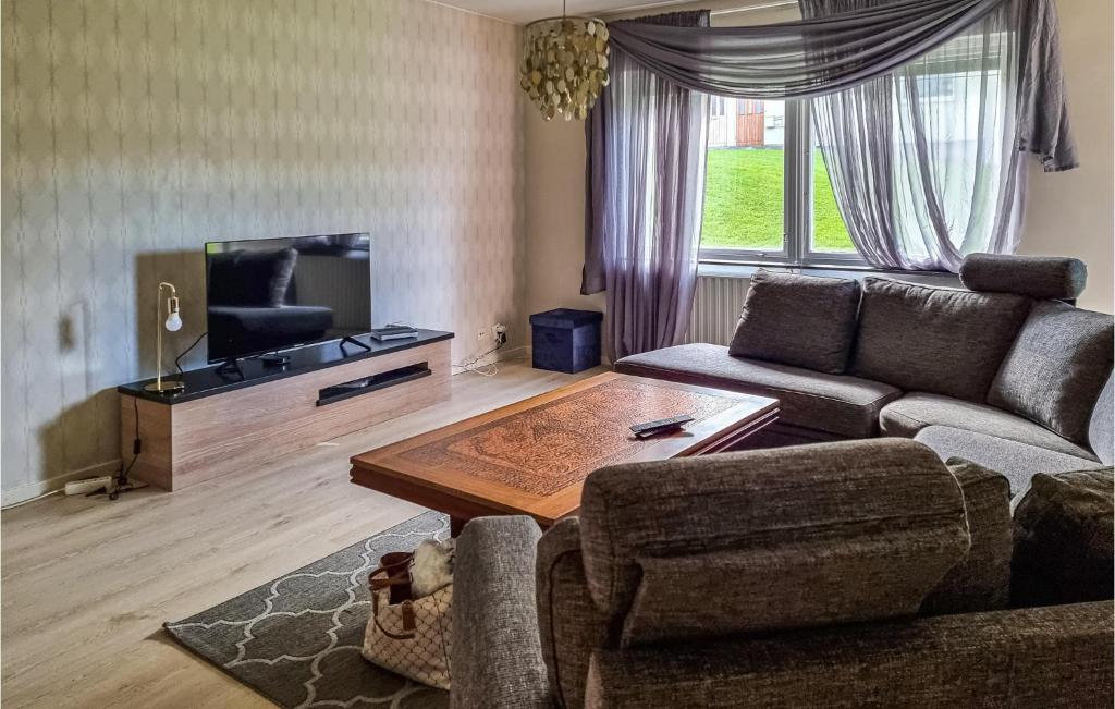 Awesome Apartment In sensbruk With Wifi And 2 Bedrooms photo 1