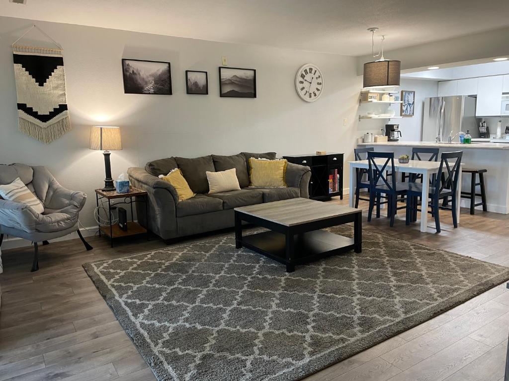 New Owner Special/Newly Updated Beautiful Condo image