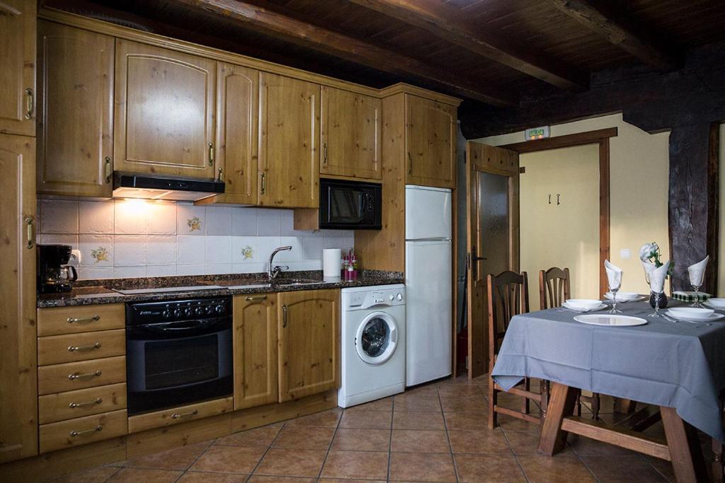 Casa Rural Senperenea I Landetxea photo 4