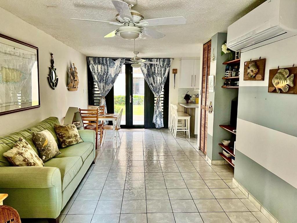 Entire Beach Apartment with view to El Yunque National Rain Forest photo 1