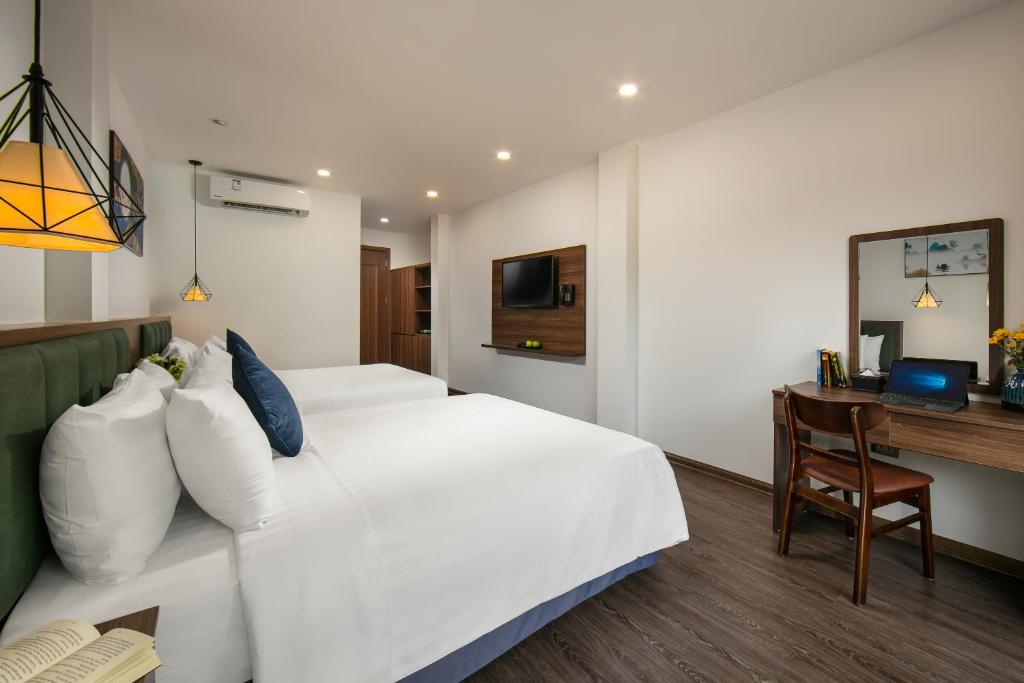 Hanoi Vacanza Premier Hotel