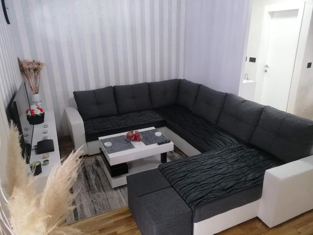 Nenadovic Apartman photo 2