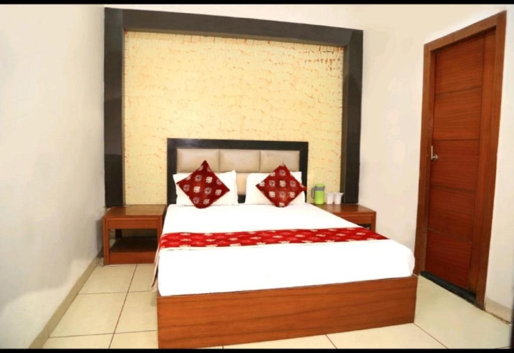Hotel Kirandeep, Agra photo 4