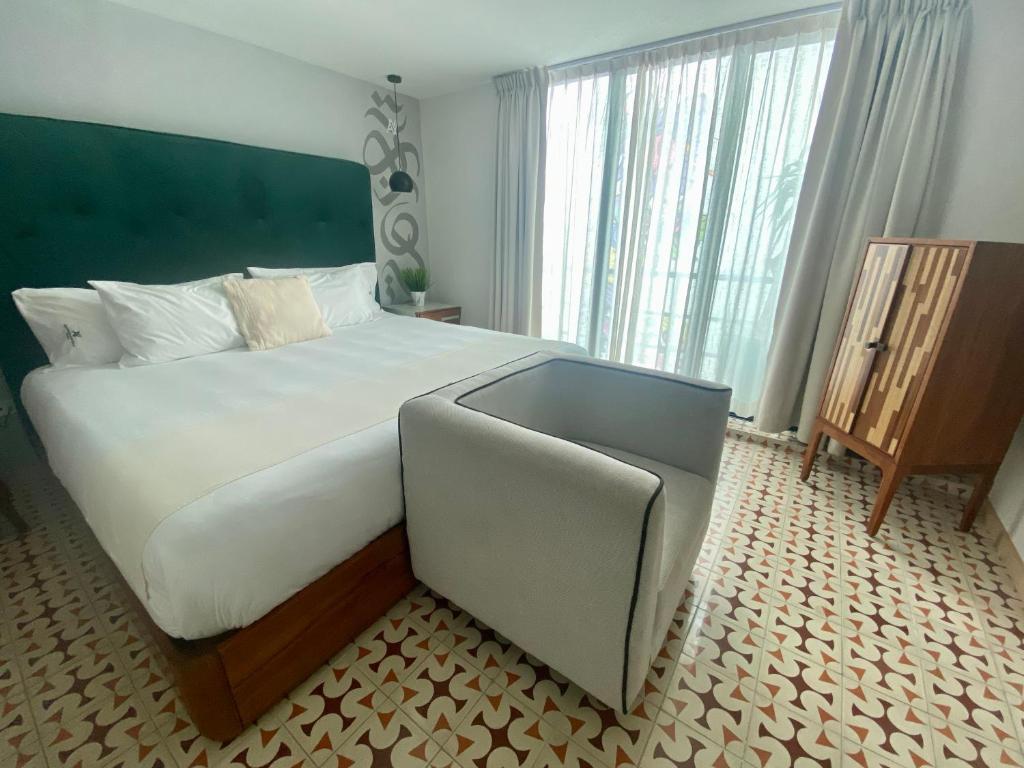 Pop Diez Hotel Boutique Playa del Carmen - Tap to explore photos