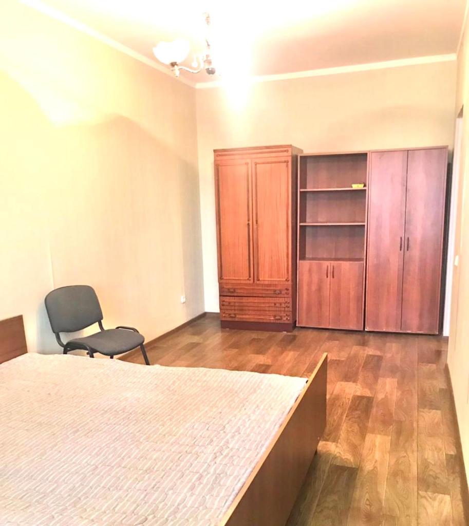 Суточно 2-ком./кв, 65м2, 3/9, до 7 человек, Абылай-хана, 5/1, р-н ЕНУ photo 1