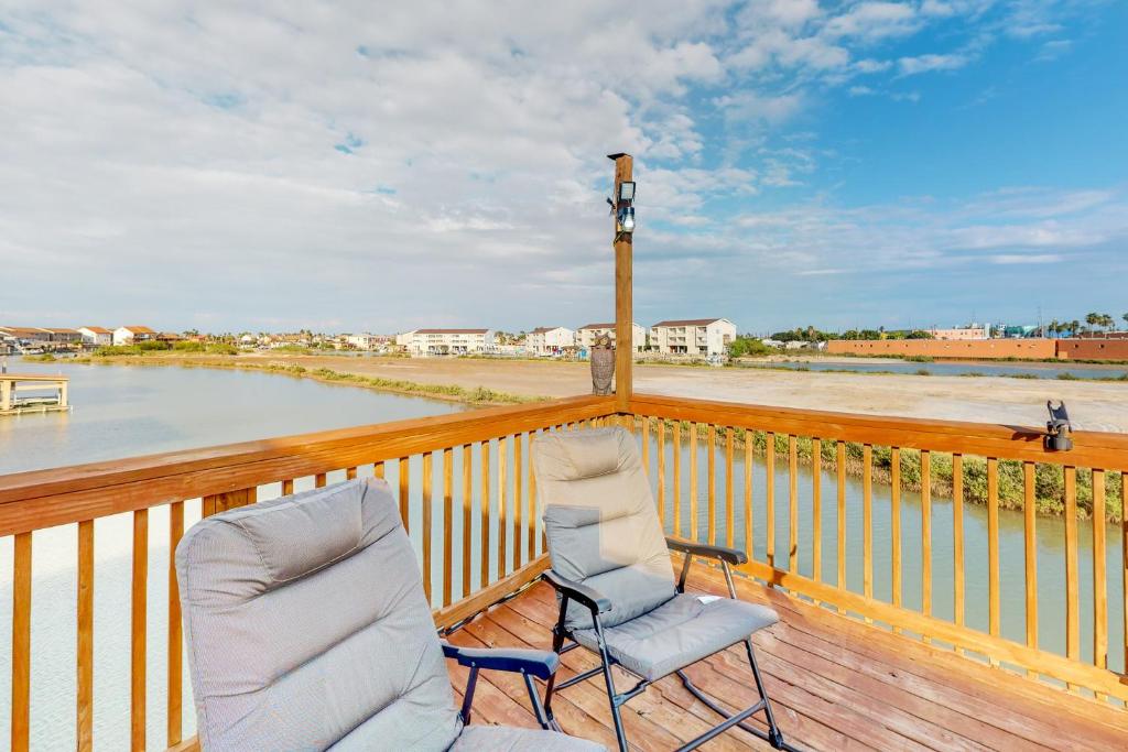 Harbor Island Retreat photo 4