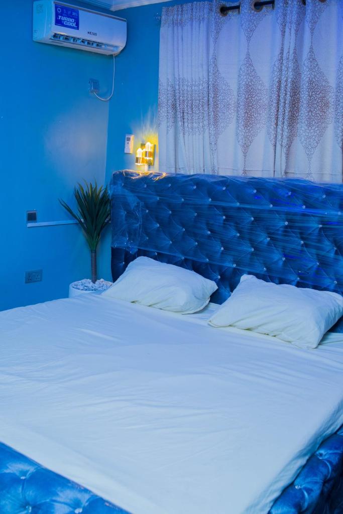3 Bedrooms house for Short let Holiday Apartments photo 3
