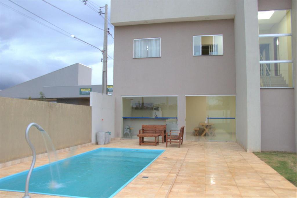 Sobrado espaçoso com piscina com ar na suite photo 2