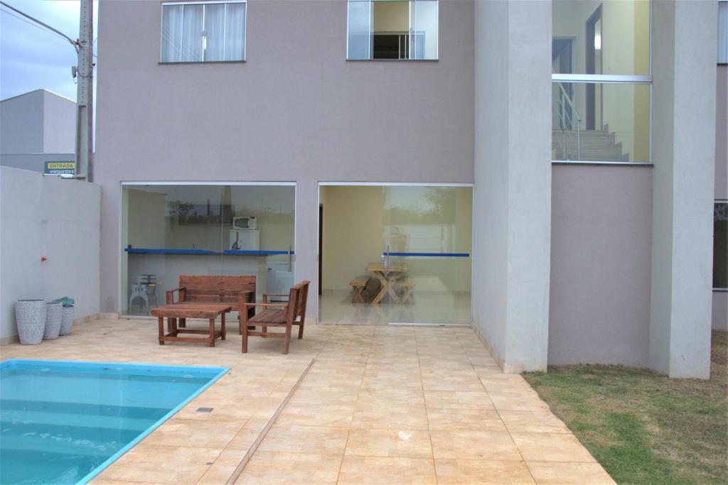 Sobrado espaçoso com piscina com ar na suite photo 3