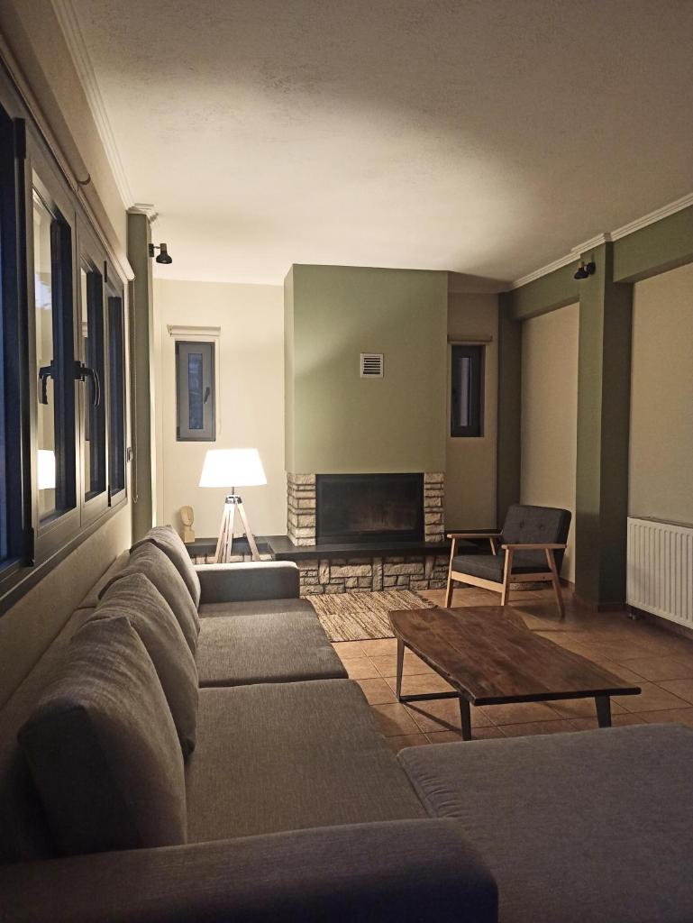 Elatos Boutique MountainHouse photo 4