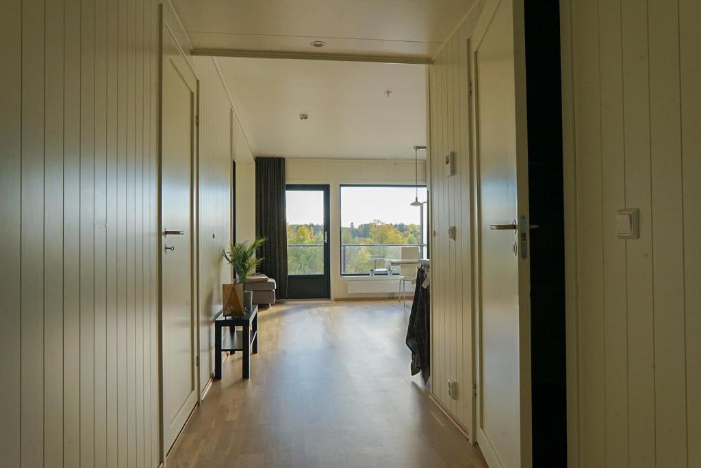 Two bedroom apartment, top floor, stunning views photo 2