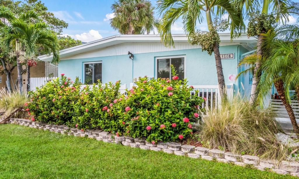 Driftwood Villas at Anna Maria Island Inn photo 1