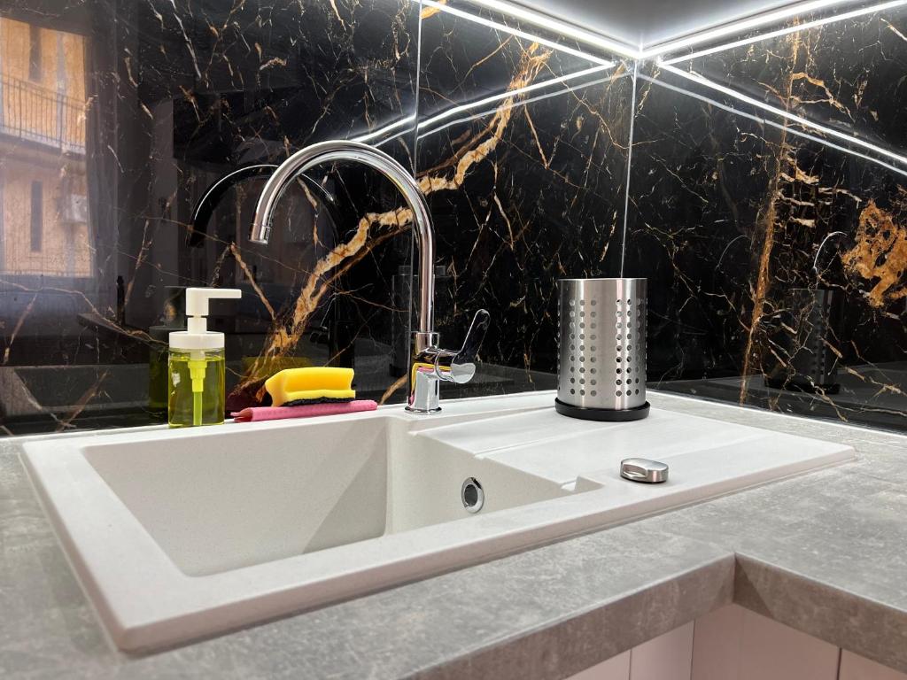N24 Apartments by Small Home Budapest Room Type - Deluxe Queen Studio 