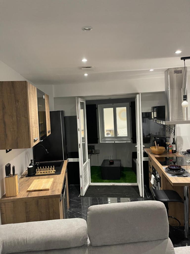 Appartement hors du commun avec son jacuzzi photo 4