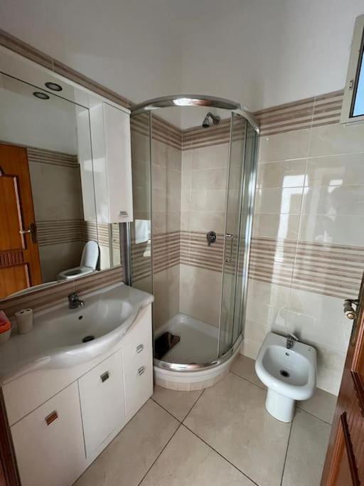 Villa Multifamiliare a 300mt dal Mare photo 3