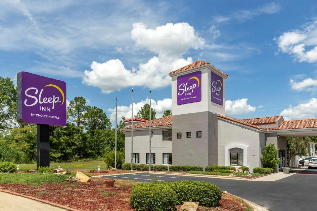 Sleep Inn Fayetteville I-95 image