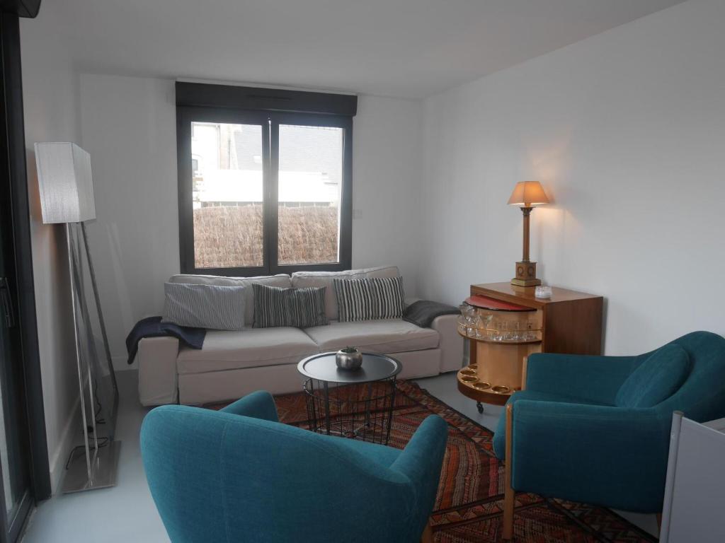 Beachfront Holiday Home, Penmarch-St Guénolé photo 1