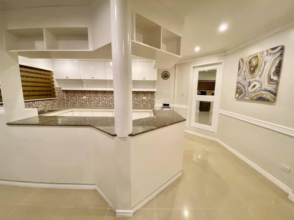 Nice House with Great Location (Near SM Ecoland) photo 4