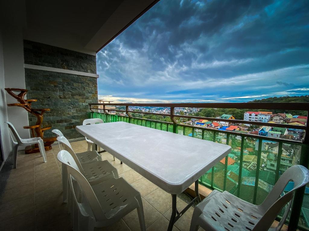 Bristle Ridge 2 bedroom Panoramic View photo 2