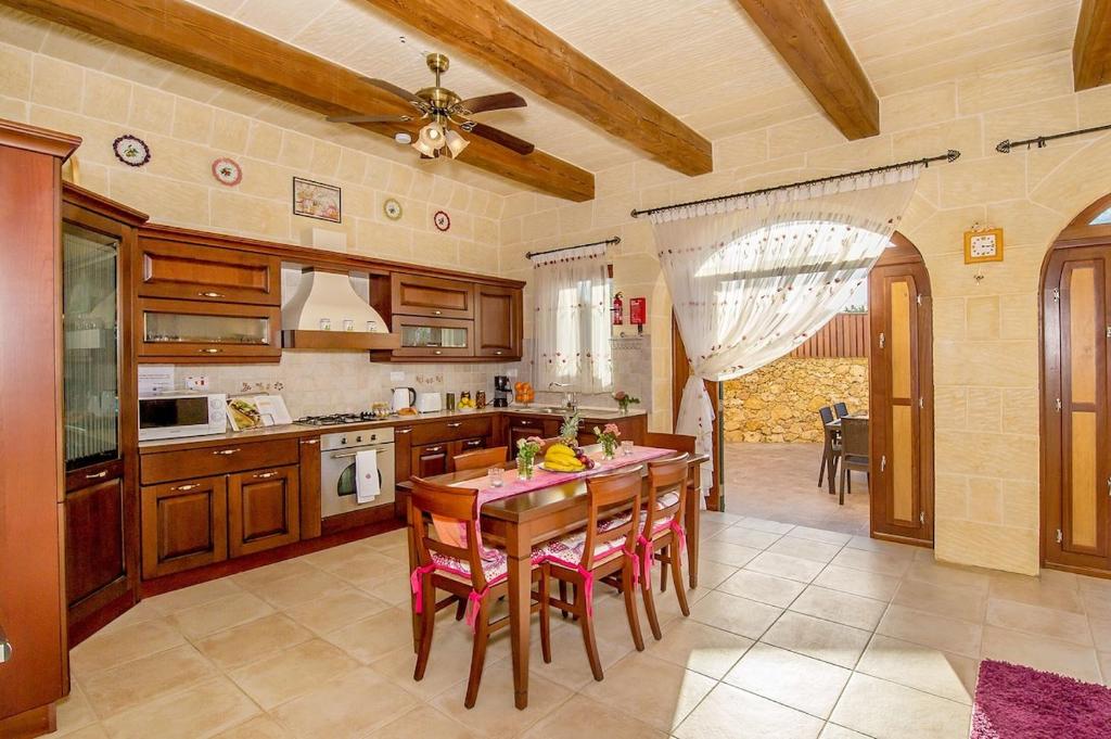 Rebbiegha Holiday Home photo 3