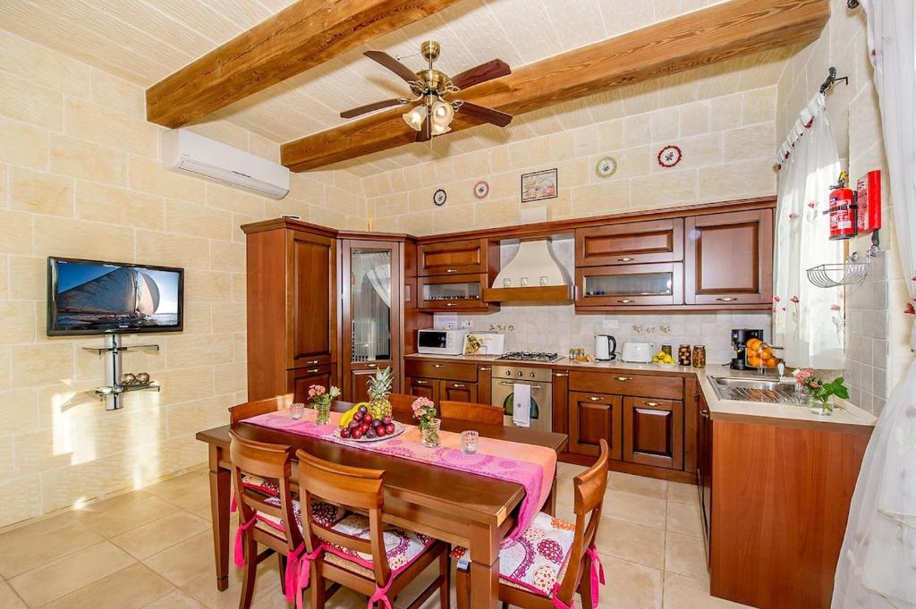 Rebbiegha Holiday Home photo 4