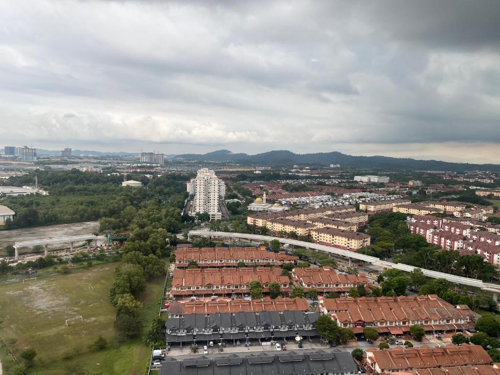 D'Gunduls Homestay Family Suite 2R 2B by DGH I-CITY photo 4